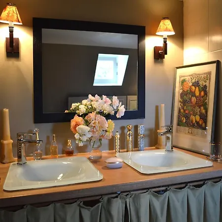 Bed and Breakfast Manoir De Favry Noyen-sur-Sarthe