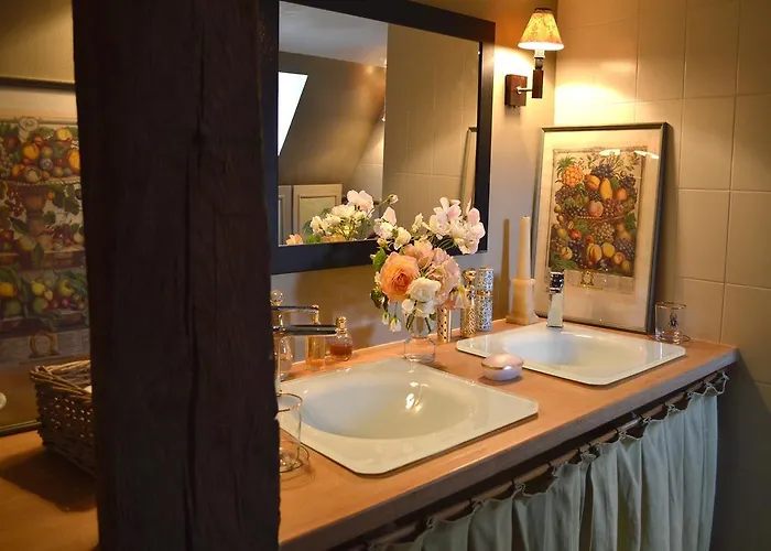 Bed & Breakfast Manoir De Favry Noyen-sur-Sarthe