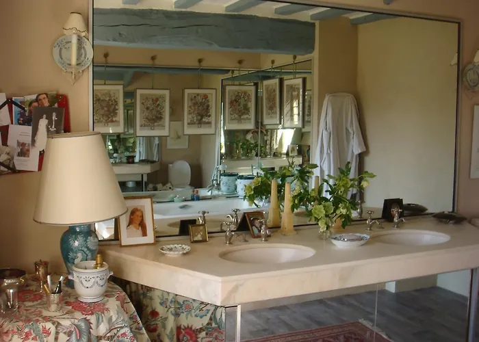 Bed & Breakfast Manoir De Favry Noyen-sur-Sarthe